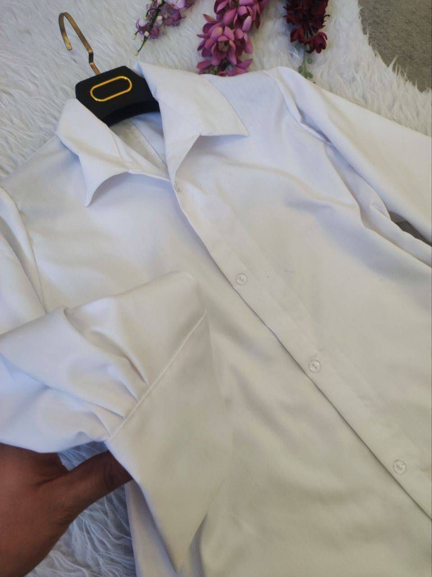 شومیز سفید تکی