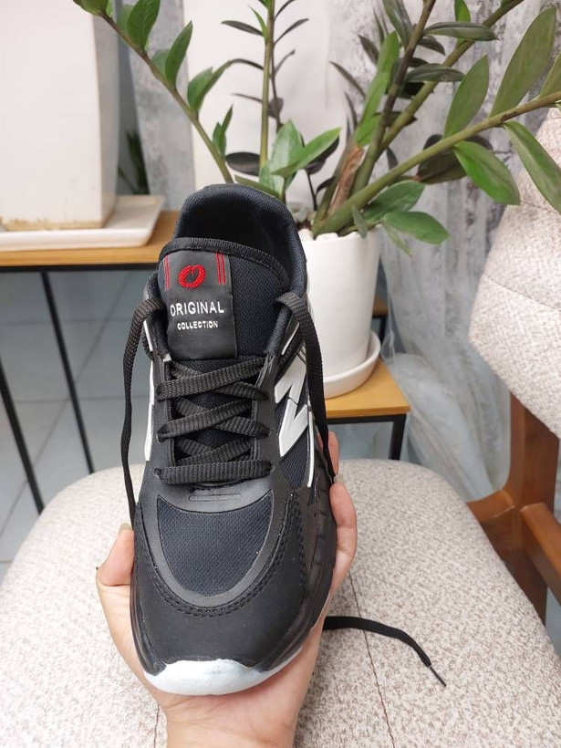 نیوبالانس New Balance1 بسیار با دوام
