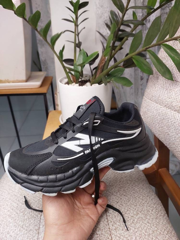 نیوبالانس New Balance1 بسیار با دوام